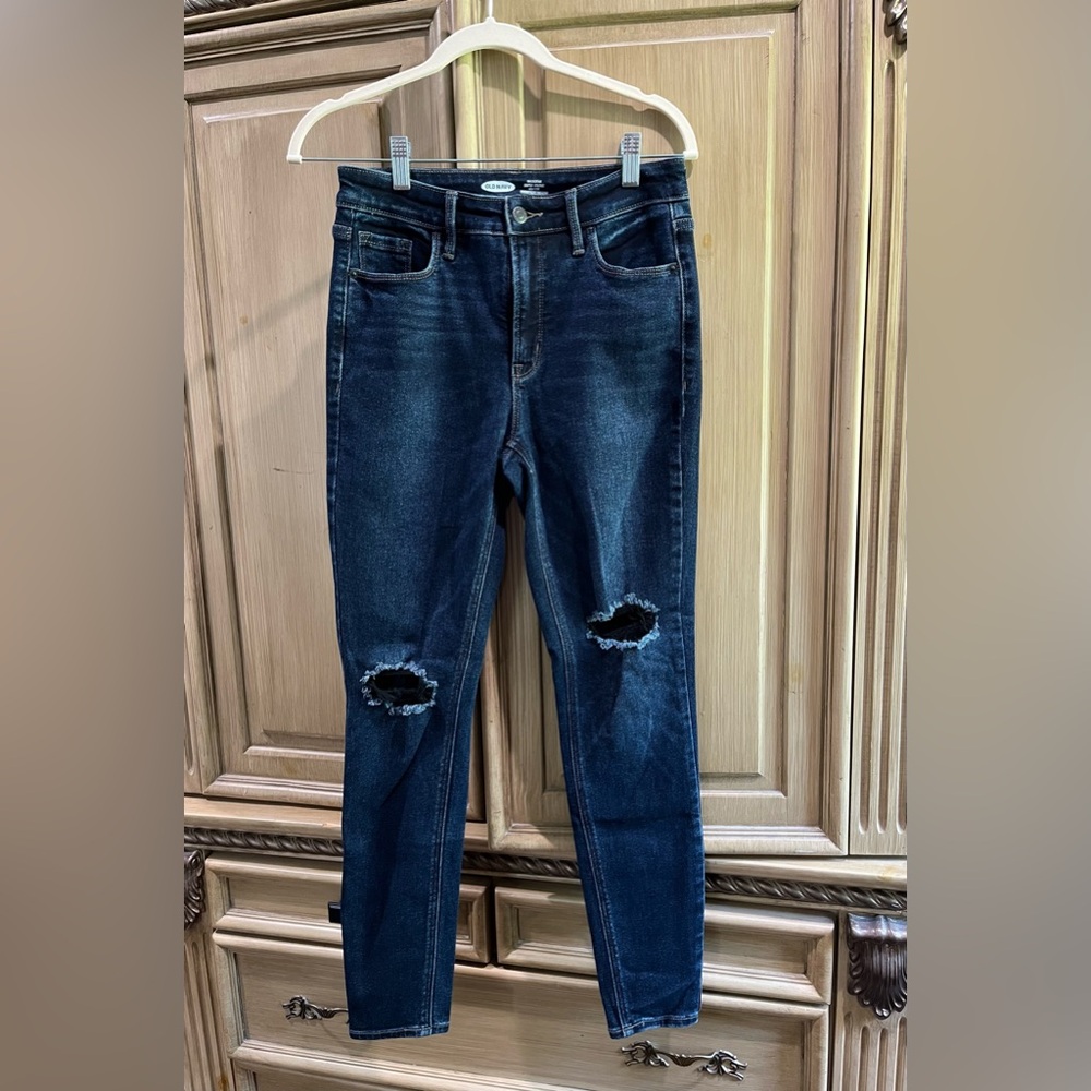Women’s super skinny high-rise jeans, only worn once